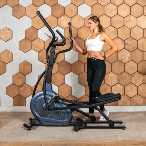 Эллиптический тренажёр Carbon Fitness E70